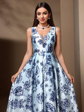 Women's Elegant Sleeveless Bridesmaid Dress With Floral Print And Mesh Patchwork